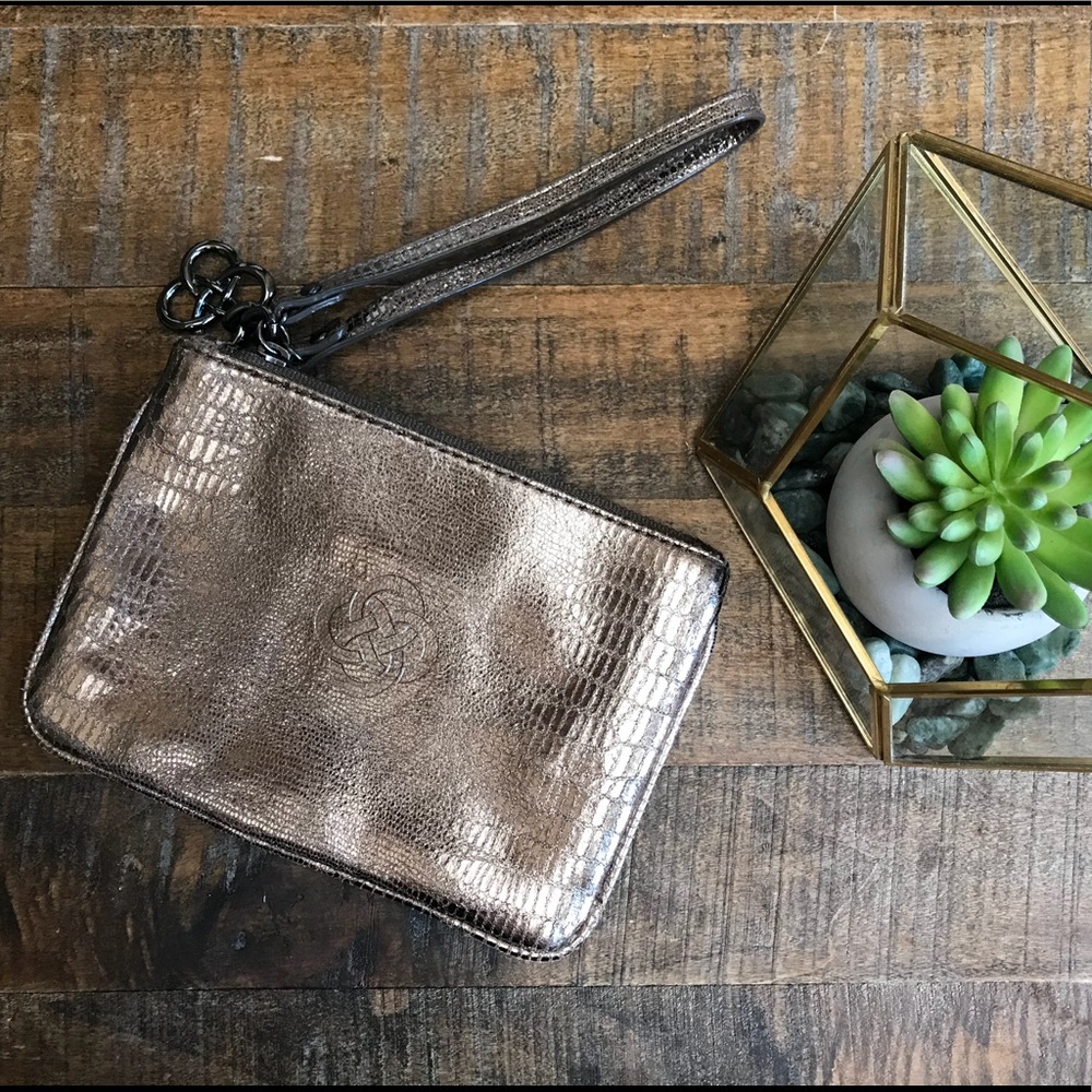 Stella & Dot Bronze wrist-wallet NWOT